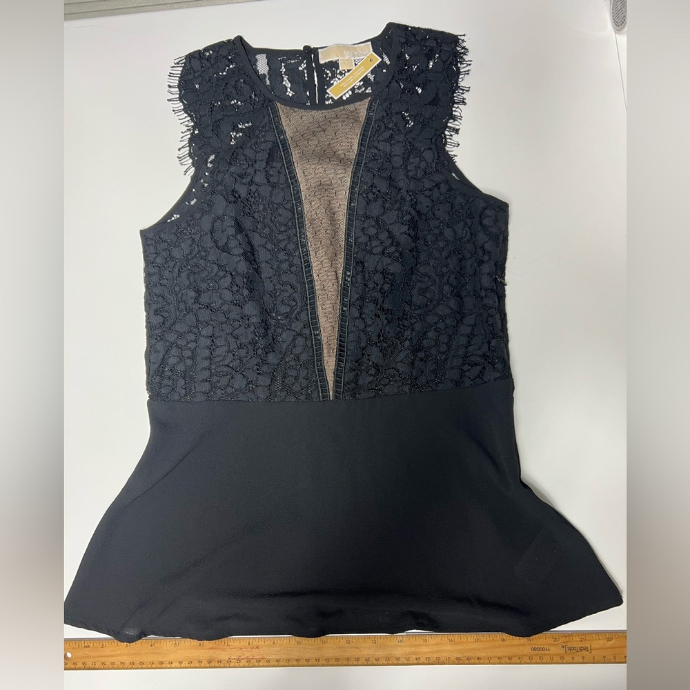 Michael Kors Black Lace Sleeveless Peplum Blouse /Top
Black Size 6 NWT - Picture 6 of 10